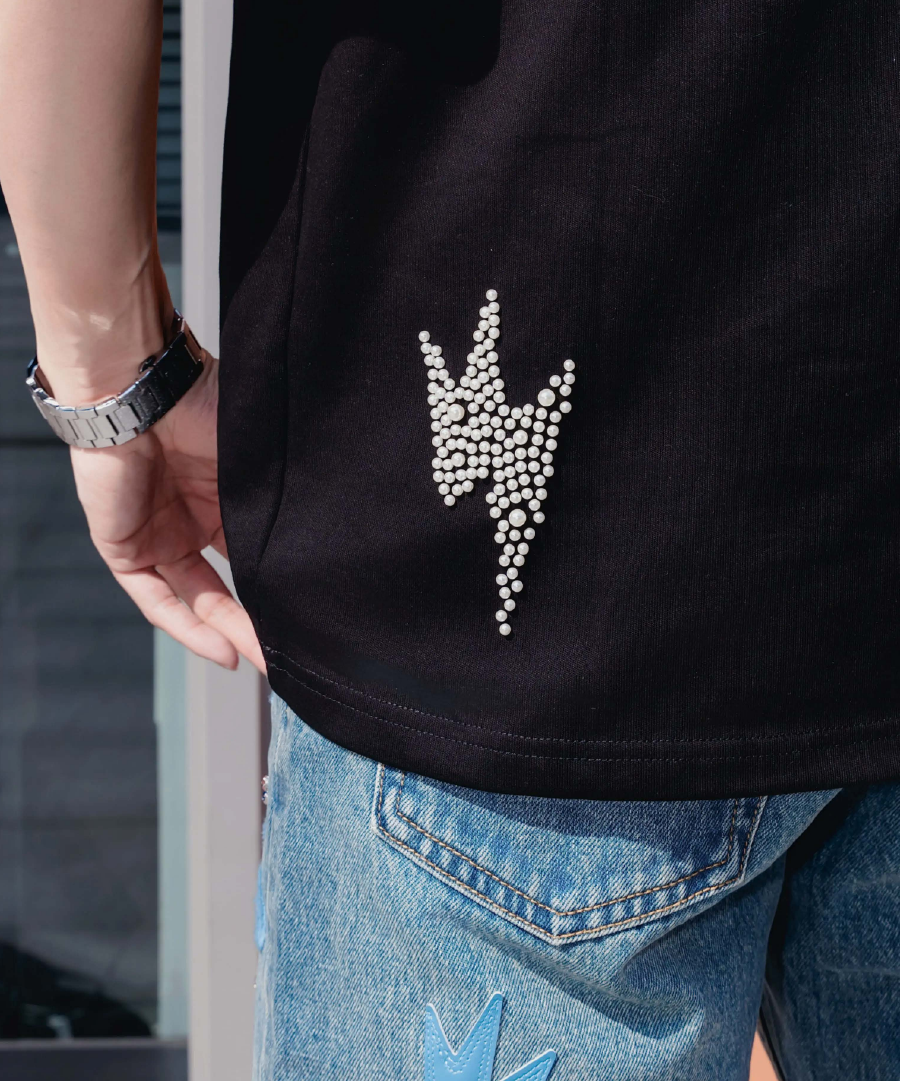 Unisex Pearl Decor Tee