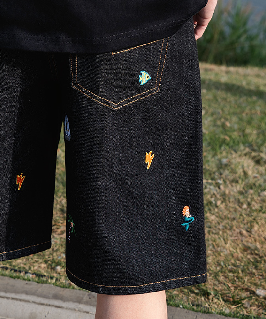 Unisex Embroidery Short Pants